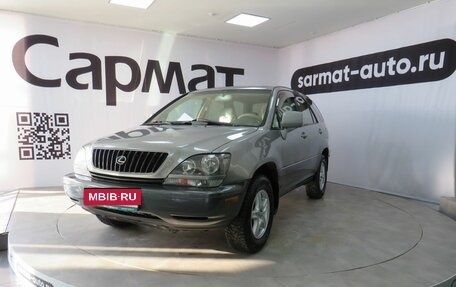 Lexus RX IV рестайлинг, 2000 год, 827 000 рублей, 3 фотография