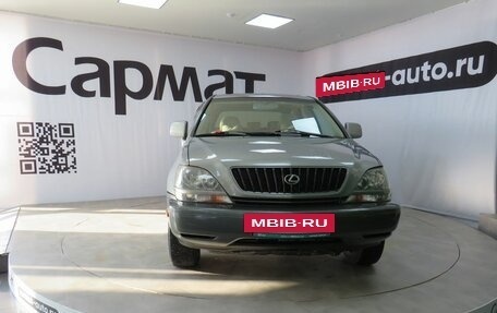 Lexus RX IV рестайлинг, 2000 год, 827 000 рублей, 2 фотография