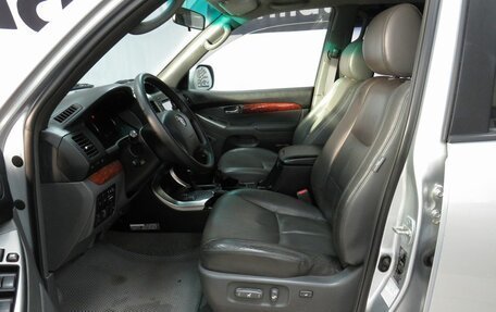 Toyota Land Cruiser Prado 120 рестайлинг, 2007 год, 2 450 000 рублей, 11 фотография