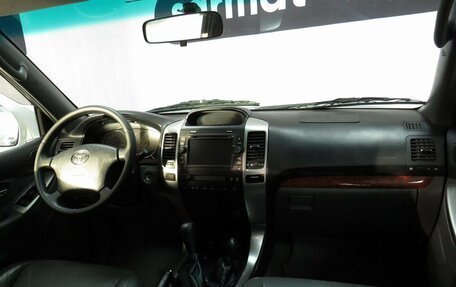 Toyota Land Cruiser Prado 120 рестайлинг, 2007 год, 2 450 000 рублей, 10 фотография