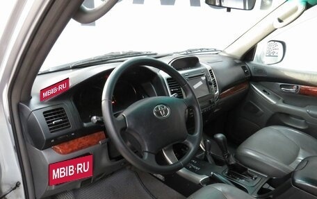 Toyota Land Cruiser Prado 120 рестайлинг, 2007 год, 2 450 000 рублей, 12 фотография
