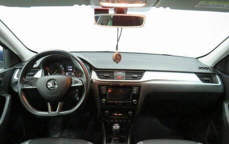 Skoda Rapid I, 2019 год, 1 570 000 рублей, 12 фотография