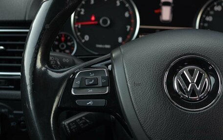 Volkswagen Touareg III, 2010 год, 1 870 000 рублей, 12 фотография