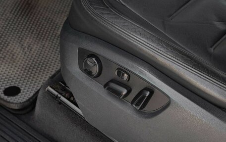 Volkswagen Touareg III, 2010 год, 1 870 000 рублей, 19 фотография