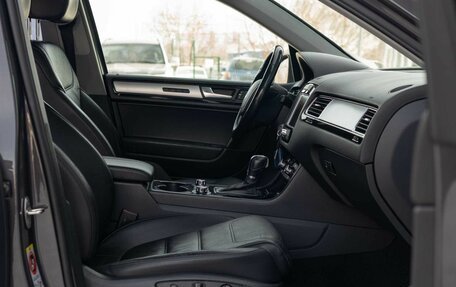 Volkswagen Touareg III, 2010 год, 1 870 000 рублей, 22 фотография