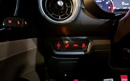 KIA K3, 2018 год, 1 910 000 рублей, 16 фотография