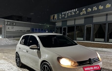 Volkswagen Golf VI, 2010 год, 780 000 рублей, 2 фотография