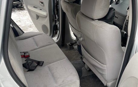 Toyota Ist II, 2002 год, 400 000 рублей, 8 фотография