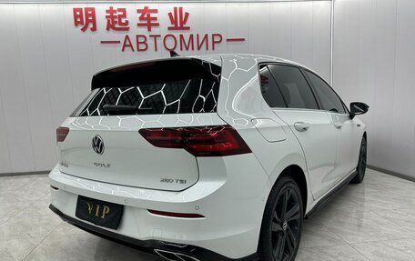 Volkswagen Golf VIII, 2023 год, 1 850 000 рублей, 4 фотография