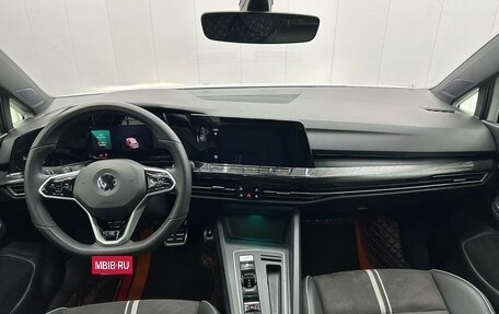 Volkswagen Golf VIII, 2023 год, 1 850 000 рублей, 7 фотография