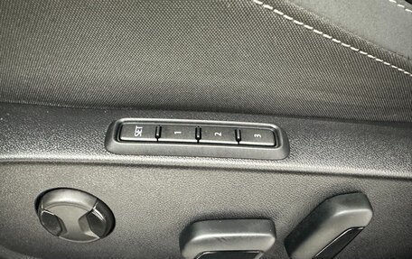 Volkswagen Golf VIII, 2023 год, 1 850 000 рублей, 13 фотография