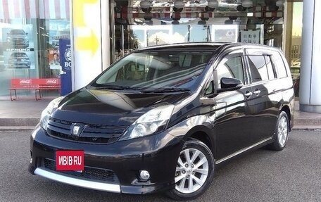 Toyota ISis I, 2014 год, 1 050 000 рублей, 1 фотография