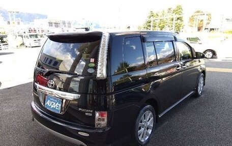 Toyota ISis I, 2014 год, 1 050 000 рублей, 3 фотография