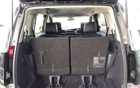 Toyota ISis I, 2014 год, 1 050 000 рублей, 12 фотография