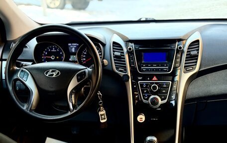 Hyundai i30 II рестайлинг, 2014 год, 750 000 рублей, 12 фотография