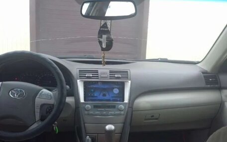 Toyota Camry, 2007 год, 870 000 рублей, 3 фотография