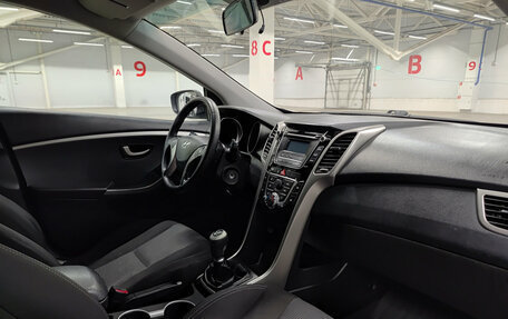 Hyundai i30 II рестайлинг, 2012 год, 719 000 рублей, 13 фотография