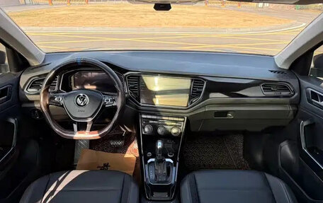 Volkswagen T-Roc I, 2021 год, 1 269 000 рублей, 14 фотография