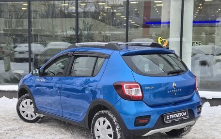 Renault Sandero II рестайлинг, 2018 год, 946 000 рублей, 6 фотография