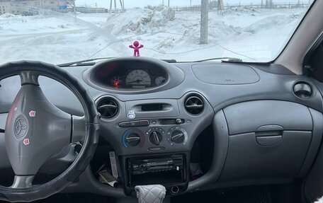 Toyota Echo, 2000 год, 399 000 рублей, 5 фотография