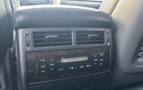 Toyota Land Cruiser 200, 2008 год, 2 970 000 рублей, 21 фотография