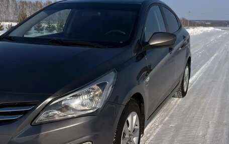 Hyundai Solaris II рестайлинг, 2016 год, 910 000 рублей, 4 фотография