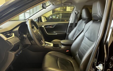 Toyota RAV4, 2021 год, 3 700 000 рублей, 15 фотография