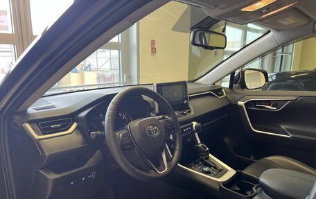 Toyota RAV4, 2021 год, 3 700 000 рублей, 14 фотография