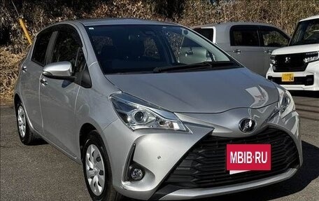 Toyota Vitz, 2019 год, 940 000 рублей, 5 фотография