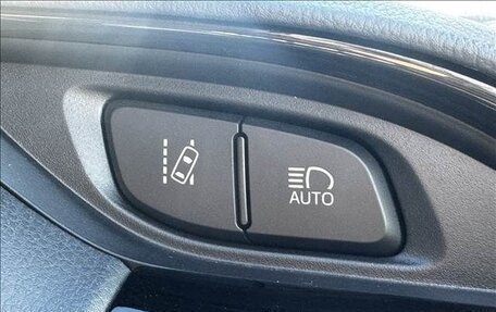 Toyota Vitz, 2019 год, 940 000 рублей, 16 фотография