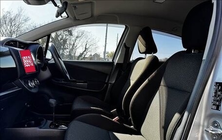 Toyota Vitz, 2019 год, 940 000 рублей, 20 фотография