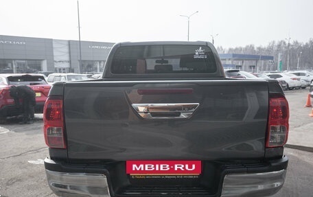 Toyota Hilux VIII, 2016 год, 3 098 000 рублей, 8 фотография