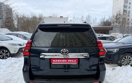 Toyota Land Cruiser Prado 150 рестайлинг 2, 2018 год, 5 250 000 рублей, 4 фотография