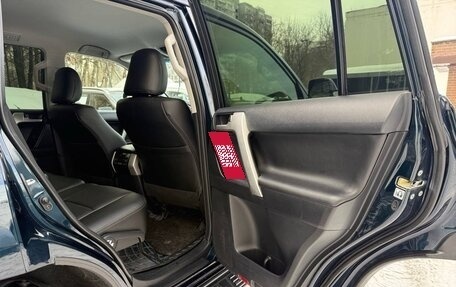 Toyota Land Cruiser Prado 150 рестайлинг 2, 2018 год, 5 250 000 рублей, 14 фотография