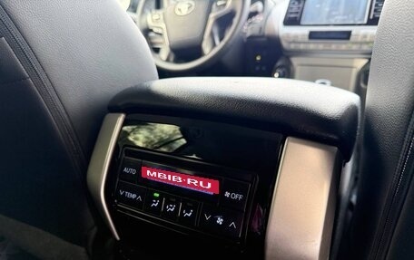 Toyota Land Cruiser Prado 150 рестайлинг 2, 2018 год, 5 250 000 рублей, 17 фотография