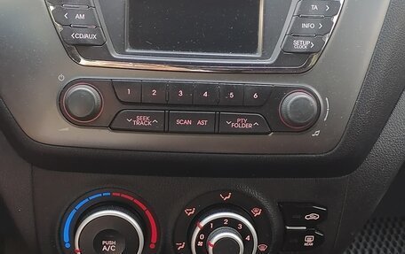 KIA Rio III рестайлинг, 2013 год, 850 000 рублей, 8 фотография