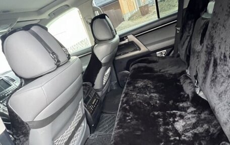 Toyota Land Cruiser 200, 2010 год, 3 300 000 рублей, 7 фотография