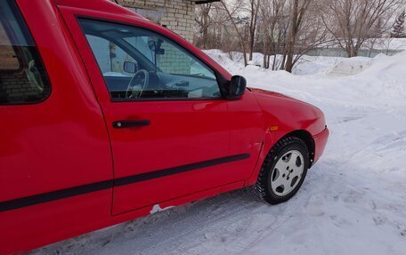 Volkswagen Caddy II, 2001 год, 298 756 рублей, 8 фотография