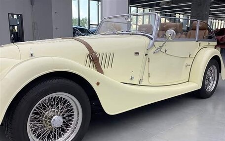 Morgan Plus 4, 2015 год, 12 990 000 рублей, 2 фотография