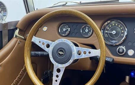 Morgan Plus 4, 2015 год, 12 990 000 рублей, 22 фотография