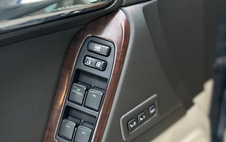 Toyota Land Cruiser Prado 150 рестайлинг 2, 2010 год, 2 590 000 рублей, 25 фотография