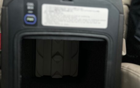 Toyota Land Cruiser Prado 150 рестайлинг 2, 2010 год, 2 590 000 рублей, 31 фотография