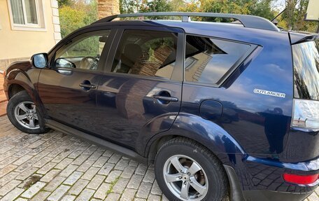 Mitsubishi Outlander III рестайлинг 3, 2011 год, 1 000 000 рублей, 4 фотография