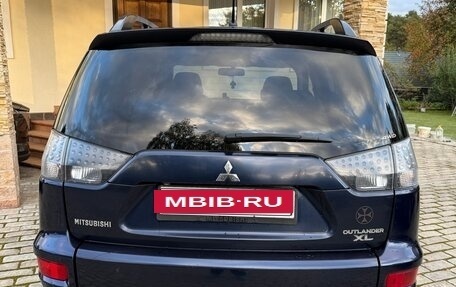 Mitsubishi Outlander III рестайлинг 3, 2011 год, 1 000 000 рублей, 3 фотография