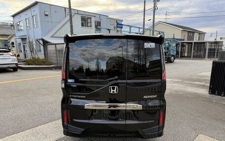 Honda Stepwgn IV, 2021 год, 2 100 000 рублей, 5 фотография