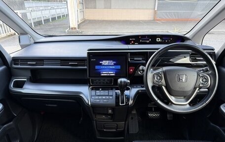 Honda Stepwgn IV, 2021 год, 2 100 000 рублей, 4 фотография