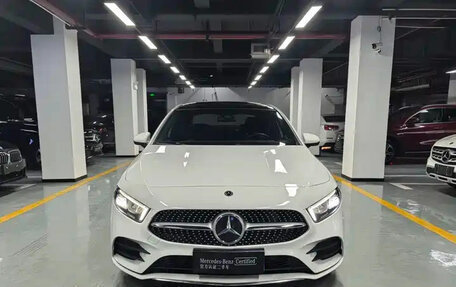 Mercedes-Benz A-Класс, 2021 год, 1 499 000 рублей, 1 фотография