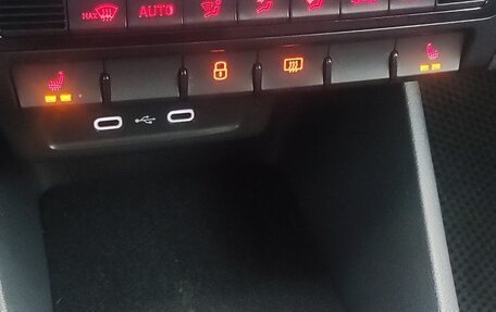 Volkswagen Polo VI (EU Market), 2020 год, 1 350 000 рублей, 29 фотография