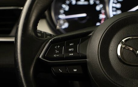 Mazda 6, 2019 год, 2 500 000 рублей, 8 фотография