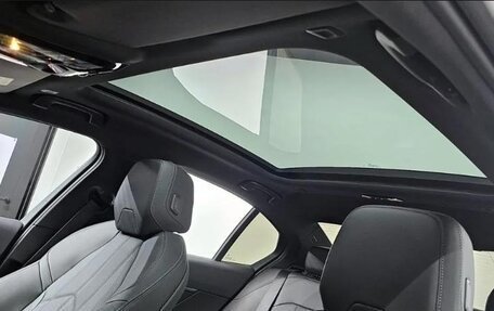 BMW 5 серия, 2025 год, 7 092 000 рублей, 9 фотография